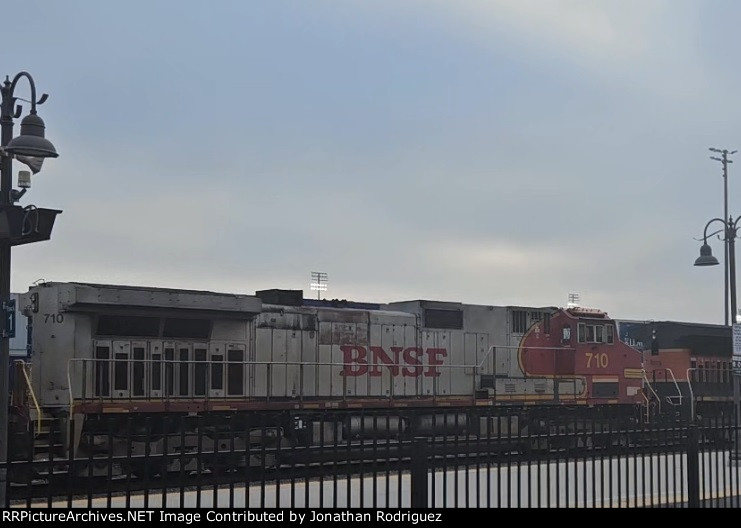 BNSF 710